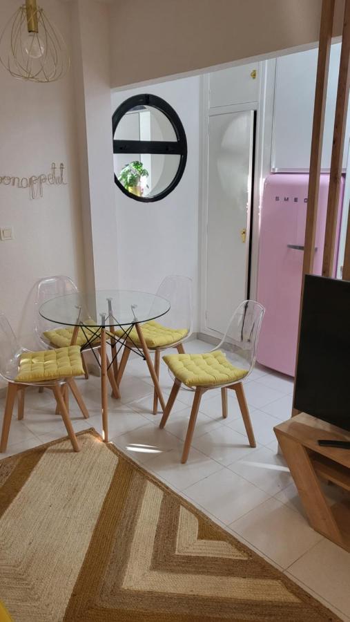 Apartamento La Fiesta, 250 M To The Sea Plus Swimming Pool تورّيفيِخا المظهر الخارجي الصورة